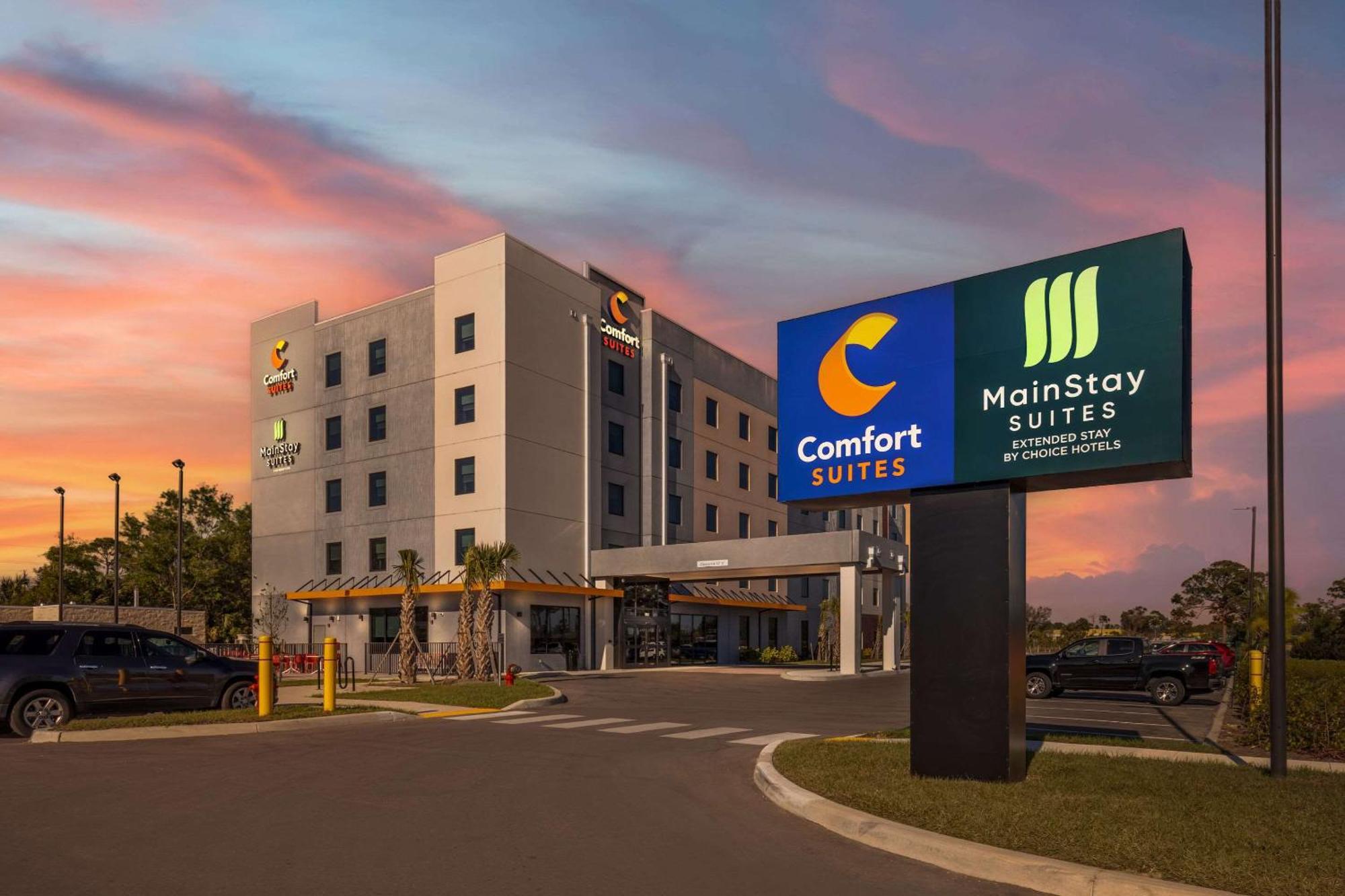 Comfort Suites Fort Myers East I-75 Dış mekan fotoğraf